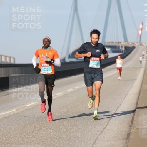03.10.2025 - Köhlbrandbrückenlauf Lena Gebhardt http://msf.ph/oto/9098282 03.10.2025 09:34:23 Position 2 3714, 3760 meine-sportfotos.de