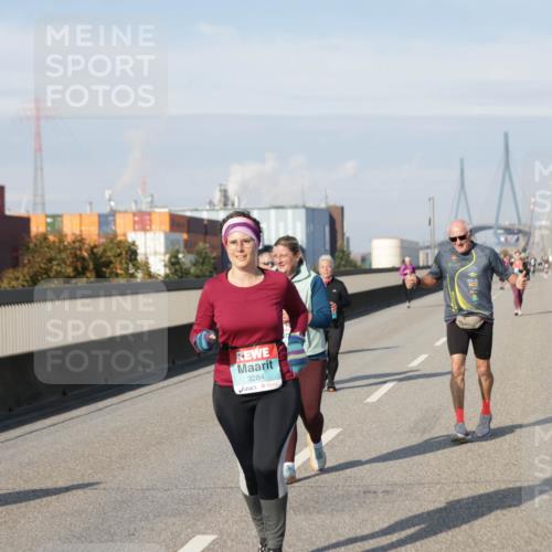 03.10.2025 - Köhlbrandbrückenlauf Jannik Wohlers http://msf.ph/oto/9098299 03.10.2025 10:19:51 Position 3 3284 meine-sportfotos.de
