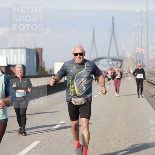 03.10.2025 - Köhlbrandbrückenlauf Jannik Wohlers http://msf.ph/oto/9098327 03.10.2025 10:19:52 Position 3  meine-sportfotos.de