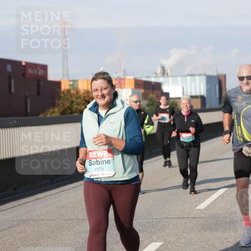 03.10.2025 - Köhlbrandbrückenlauf Jannik Wohlers http://msf.ph/oto/9098356 03.10.2025 10:19:53 Position 3 2515, 3333 meine-sportfotos.de