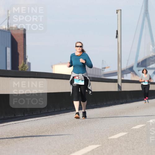 03.10.2025 - Köhlbrandbrückenlauf Jannik Wohlers http://msf.ph/oto/9098417 03.10.2025 10:22:17 Position 3 1766 meine-sportfotos.de