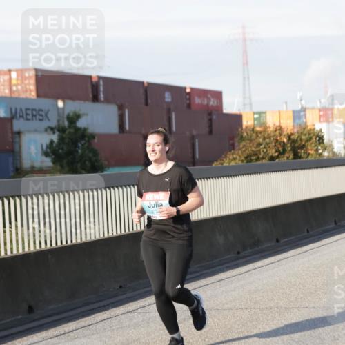 03.10.2025 - Köhlbrandbrückenlauf Jannik Wohlers http://msf.ph/oto/9098424 03.10.2025 10:19:57 Position 3 272 meine-sportfotos.de