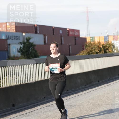 03.10.2025 - Köhlbrandbrückenlauf Jannik Wohlers http://msf.ph/oto/9098432 03.10.2025 10:19:57 Position 3 2723 meine-sportfotos.de