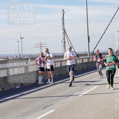 03.10.2025 - Köhlbrandbrückenlauf Michael Burmester http://msf.ph/oto/9098444 03.10.2025 12:44:52 Position 2  meine-sportfotos.de