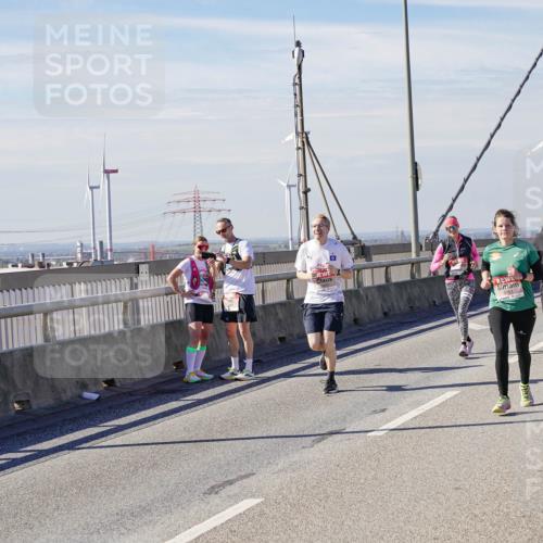 03.10.2025 - Köhlbrandbrückenlauf Michael Burmester http://msf.ph/oto/9098454 03.10.2025 12:44:52 Position 2  meine-sportfotos.de