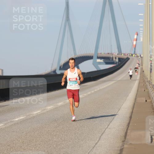 03.10.2025 - Köhlbrandbrückenlauf Lena Gebhardt http://msf.ph/oto/9098474 03.10.2025 09:34:33 Position 2 10 meine-sportfotos.de