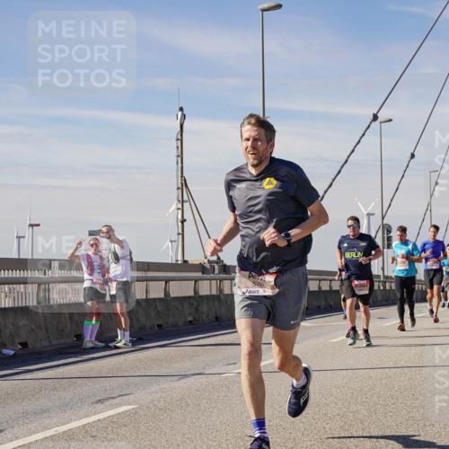 03.10.2025 - Köhlbrandbrückenlauf Michael Burmester http://msf.ph/oto/9098539 03.10.2025 12:44:58 Position 2  meine-sportfotos.de