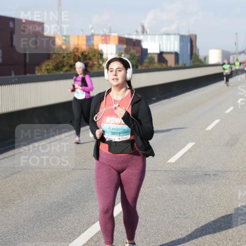 03.10.2025 - Köhlbrandbrückenlauf Jannik Wohlers http://msf.ph/oto/9098614 03.10.2025 10:20:07 Position 3 3822 meine-sportfotos.de