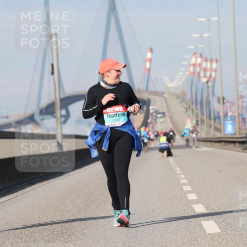 03.10.2025 - Köhlbrandbrückenlauf Jannik Wohlers http://msf.ph/oto/9098648 03.10.2025 10:23:12 Position 3 1928, 2507, 1389 meine-sportfotos.de