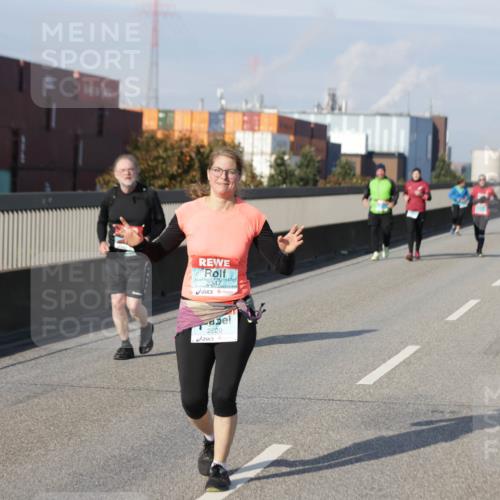 03.10.2025 - Köhlbrandbrückenlauf Jannik Wohlers http://msf.ph/oto/9098674 03.10.2025 10:20:28 Position 3 2620 meine-sportfotos.de