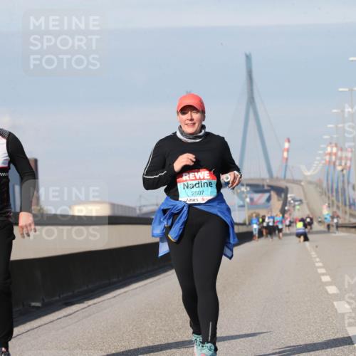 03.10.2025 - Köhlbrandbrückenlauf Jannik Wohlers http://msf.ph/oto/9098709 03.10.2025 10:23:17 Position 3 1928, 2507 meine-sportfotos.de