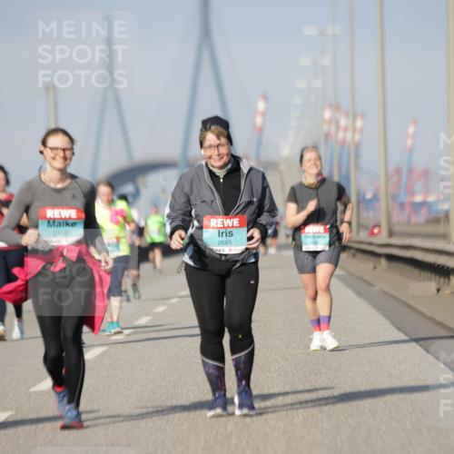 03.10.2025 - Köhlbrandbrückenlauf Jannik Wohlers http://msf.ph/oto/9098768 03.10.2025 10:20:35 Position 3 2452, 2665 meine-sportfotos.de