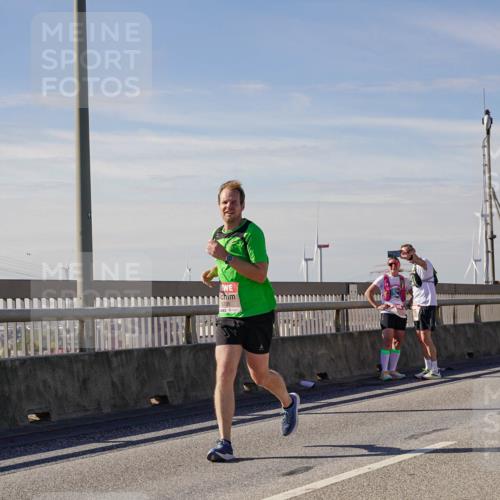 03.10.2025 - Köhlbrandbrückenlauf Michael Burmester http://msf.ph/oto/9098816 03.10.2025 12:45:11 Position 2  meine-sportfotos.de