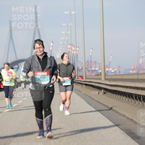 03.10.2025 - Köhlbrandbrückenlauf Jannik Wohlers http://msf.ph/oto/9098822 03.10.2025 10:20:36 Position 3 649 meine-sportfotos.de