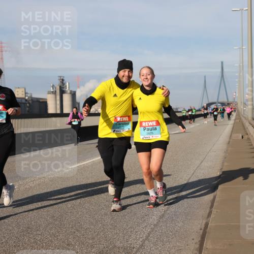 03.10.2025 - Köhlbrandbrückenlauf Lena Gebhardt http://msf.ph/oto/9098862 03.10.2025 10:10:36 Position 2 1749, 2875 meine-sportfotos.de