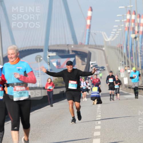 03.10.2025 - Köhlbrandbrückenlauf Jannik Wohlers http://msf.ph/oto/9098870 03.10.2025 10:24:06 Position 3  meine-sportfotos.de