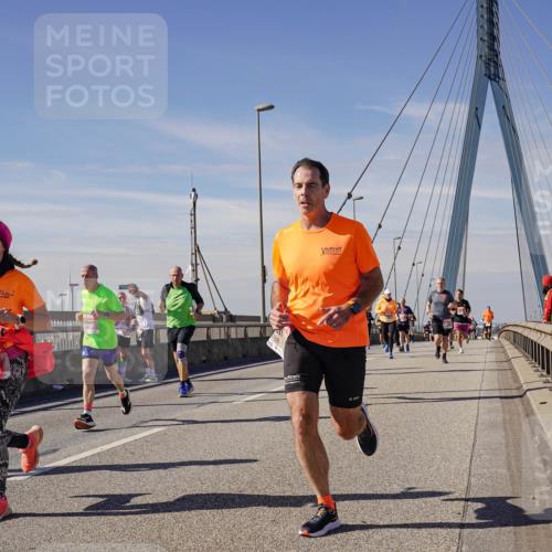 03.10.2025 - Köhlbrandbrückenlauf Michael Burmester http://msf.ph/oto/9098893 03.10.2025 12:45:13 Position 2  meine-sportfotos.de