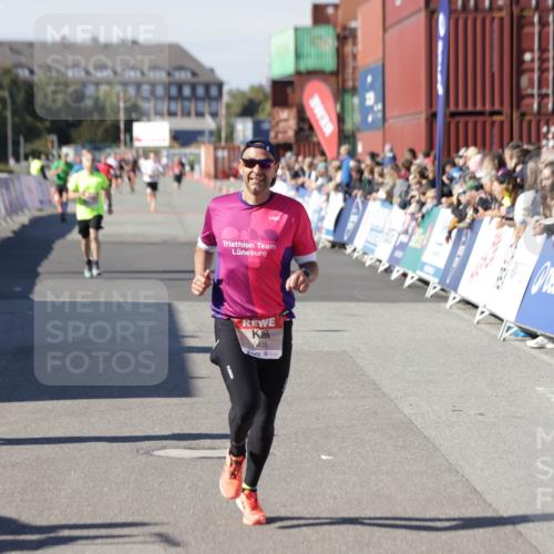 03.10.2025 - Köhlbrandbrückenlauf Jannik Wohlers http://msf.ph/oto/9098929 03.10.2025 12:56:31 Ziel 4028, 4054, 4096, 4166, 4170, 4231, 4478, 6266, 6408, 6769 meine-sportfotos.de