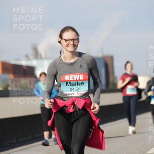 03.10.2025 - Köhlbrandbrückenlauf Jannik Wohlers http://msf.ph/oto/9098932 03.10.2025 10:20:39 Position 3 6, 2452 meine-sportfotos.de