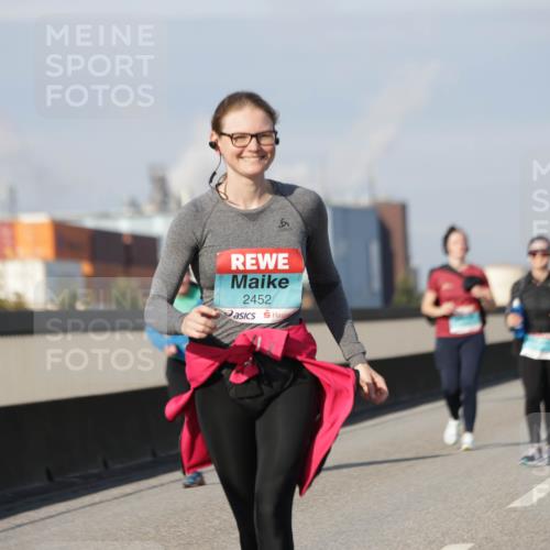 03.10.2025 - Köhlbrandbrückenlauf Jannik Wohlers http://msf.ph/oto/9098947 03.10.2025 10:20:39 Position 3 2452, 2665 meine-sportfotos.de