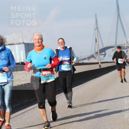 03.10.2025 - Köhlbrandbrückenlauf Jannik Wohlers http://msf.ph/oto/9098952 03.10.2025 10:24:13 Position 3 30, 3093, 3805 meine-sportfotos.de
