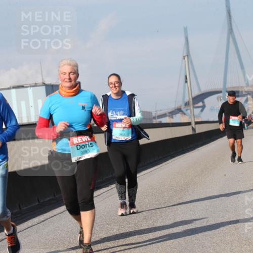 03.10.2025 - Köhlbrandbrückenlauf Jannik Wohlers http://msf.ph/oto/9098963 03.10.2025 10:24:14 Position 3 3093, 3805 meine-sportfotos.de