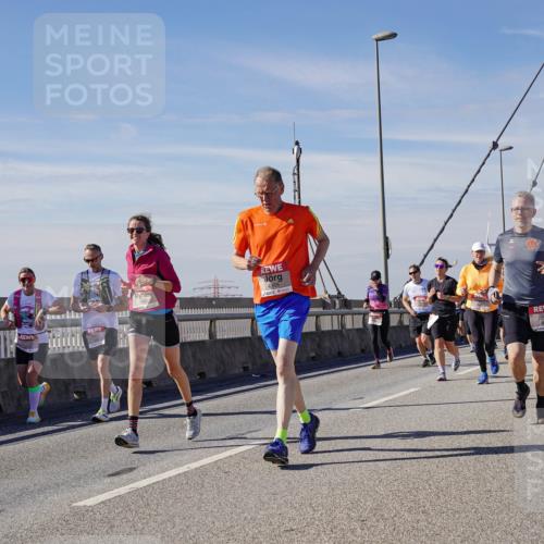 03.10.2025 - Köhlbrandbrückenlauf Michael Burmester http://msf.ph/oto/9098981 03.10.2025 12:45:17 Position 2 6308, 4365 meine-sportfotos.de