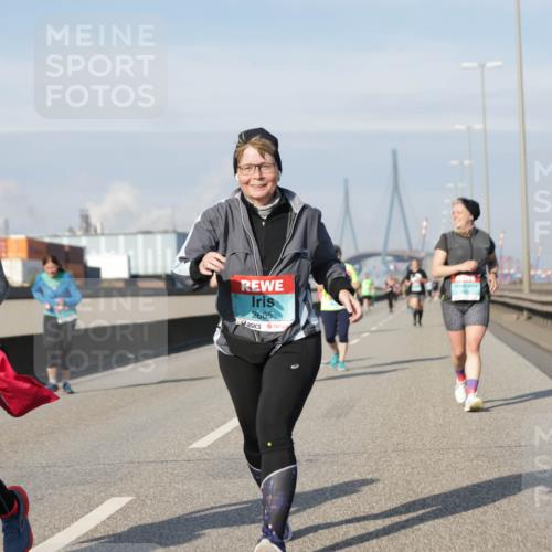 03.10.2025 - Köhlbrandbrückenlauf Jannik Wohlers http://msf.ph/oto/9098982 03.10.2025 10:20:41 Position 3 6, 2452, 2665 meine-sportfotos.de