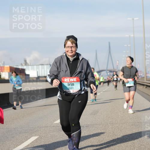 03.10.2025 - Köhlbrandbrückenlauf Jannik Wohlers http://msf.ph/oto/9098989 03.10.2025 10:20:41 Position 3 2452, 2665 meine-sportfotos.de
