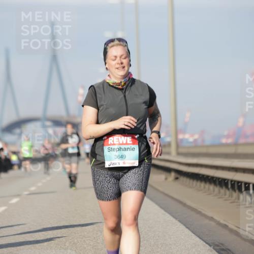 03.10.2025 - Köhlbrandbrückenlauf Jannik Wohlers http://msf.ph/oto/9098995 03.10.2025 10:20:42 Position 3 3649 meine-sportfotos.de