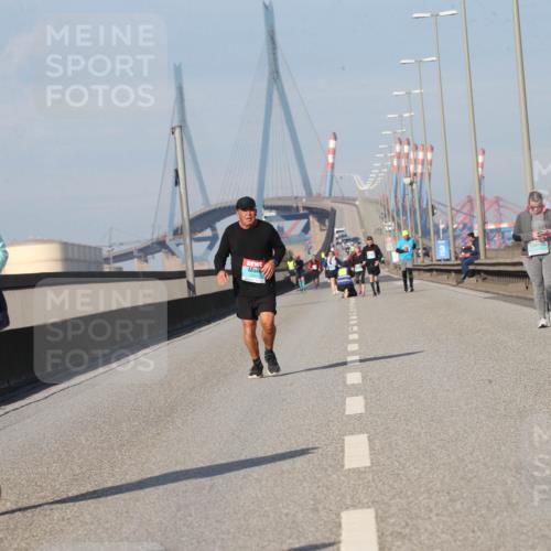 03.10.2025 - Köhlbrandbrückenlauf Jannik Wohlers http://msf.ph/oto/9099006 03.10.2025 10:24:16 Position 3 3805 meine-sportfotos.de