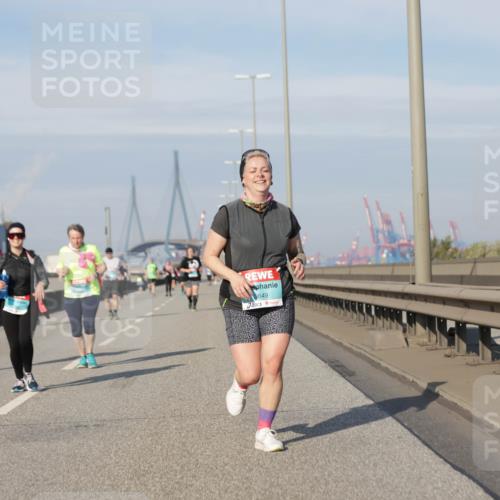 03.10.2025 - Köhlbrandbrückenlauf Jannik Wohlers http://msf.ph/oto/9099036 03.10.2025 10:20:43 Position 3 649 meine-sportfotos.de