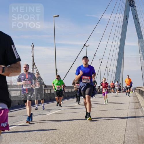 03.10.2025 - Köhlbrandbrückenlauf Michael Burmester http://msf.ph/oto/9099108 03.10.2025 12:45:21 Position 2 495 meine-sportfotos.de
