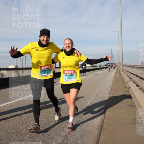 03.10.2025 - Köhlbrandbrückenlauf Lena Gebhardt http://msf.ph/oto/9099119 03.10.2025 10:10:38 Position 2 1749, 28, 2875 meine-sportfotos.de