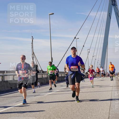03.10.2025 - Köhlbrandbrückenlauf Michael Burmester http://msf.ph/oto/9099123 03.10.2025 12:45:22 Position 2  meine-sportfotos.de