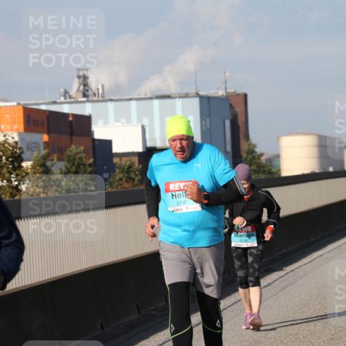 03.10.2025 - Köhlbrandbrückenlauf Jannik Wohlers http://msf.ph/oto/9099211 03.10.2025 10:25:05 Position 3 664, 2647, 2236 meine-sportfotos.de