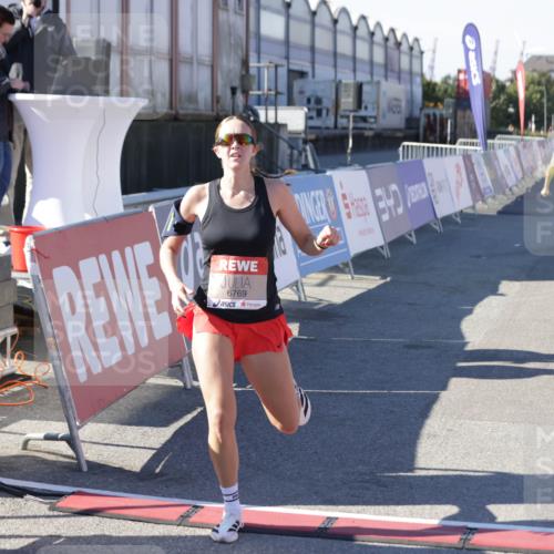 03.10.2025 - Köhlbrandbrückenlauf Jannik Wohlers http://msf.ph/oto/9099249 03.10.2025 12:56:35 Ziel 4054, 4096, 4170, 4231, 4478, 5091, 6266, 6408, 6769 meine-sportfotos.de