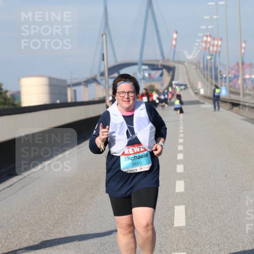 03.10.2025 - Köhlbrandbrückenlauf Jannik Wohlers http://msf.ph/oto/9099251 03.10.2025 10:25:07 Position 3 2236, 2650 meine-sportfotos.de