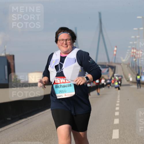03.10.2025 - Köhlbrandbrückenlauf Jannik Wohlers http://msf.ph/oto/9099260 03.10.2025 10:25:09 Position 3 2650 meine-sportfotos.de