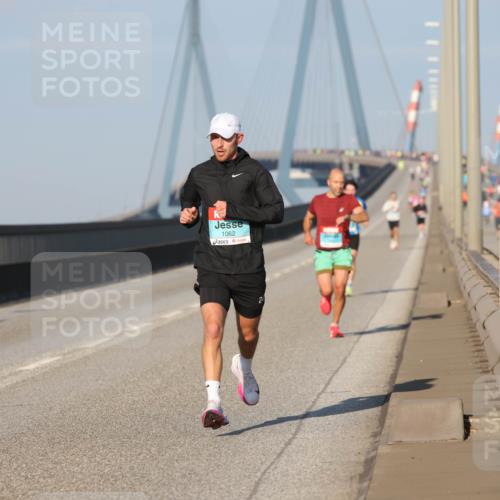 03.10.2025 - Köhlbrandbrückenlauf Lena Gebhardt http://msf.ph/oto/9099278 03.10.2025 09:35:25 Position 2  meine-sportfotos.de