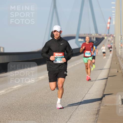 03.10.2025 - Köhlbrandbrückenlauf Lena Gebhardt http://msf.ph/oto/9099293 03.10.2025 09:35:26 Position 2 1062, 24 meine-sportfotos.de