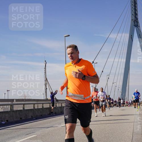 03.10.2025 - Köhlbrandbrückenlauf Michael Burmester http://msf.ph/oto/9099322 03.10.2025 12:45:29 Position 2  meine-sportfotos.de