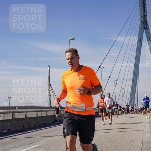 03.10.2025 - Köhlbrandbrückenlauf Michael Burmester http://msf.ph/oto/9099333 03.10.2025 12:45:29 Position 2  meine-sportfotos.de