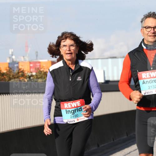 03.10.2025 - Köhlbrandbrückenlauf Jannik Wohlers http://msf.ph/oto/9099373 03.10.2025 10:25:47 Position 3 17, 2490, 2132 meine-sportfotos.de