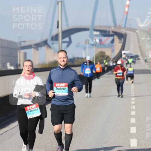 03.10.2025 - Köhlbrandbrückenlauf Jannik Wohlers http://msf.ph/oto/9099414 03.10.2025 10:26:08 Position 3 3477, 3474, 2367 meine-sportfotos.de