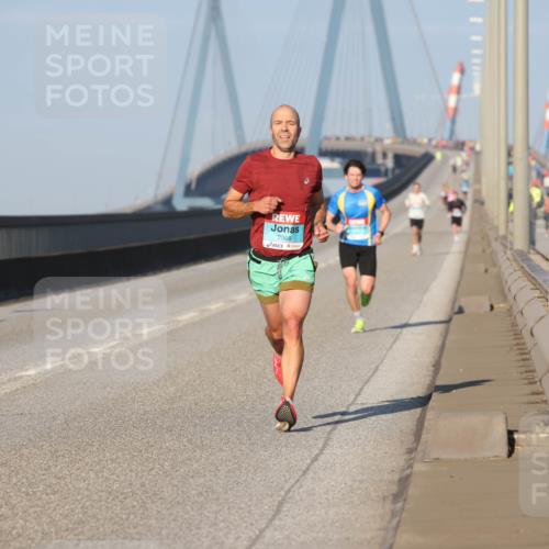 03.10.2025 - Köhlbrandbrückenlauf Lena Gebhardt http://msf.ph/oto/9099416 03.10.2025 09:35:29 Position 2 2968 meine-sportfotos.de