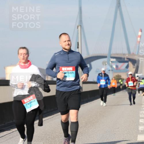 03.10.2025 - Köhlbrandbrückenlauf Jannik Wohlers http://msf.ph/oto/9099443 03.10.2025 10:26:11 Position 3 3474 meine-sportfotos.de