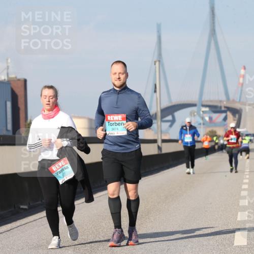 03.10.2025 - Köhlbrandbrückenlauf Jannik Wohlers http://msf.ph/oto/9099447 03.10.2025 10:26:12 Position 3 977, 3474 meine-sportfotos.de
