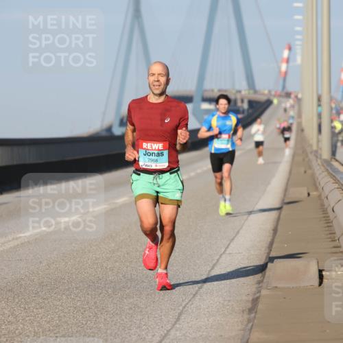 03.10.2025 - Köhlbrandbrückenlauf Lena Gebhardt http://msf.ph/oto/9099464 03.10.2025 09:35:30 Position 2 2968 meine-sportfotos.de