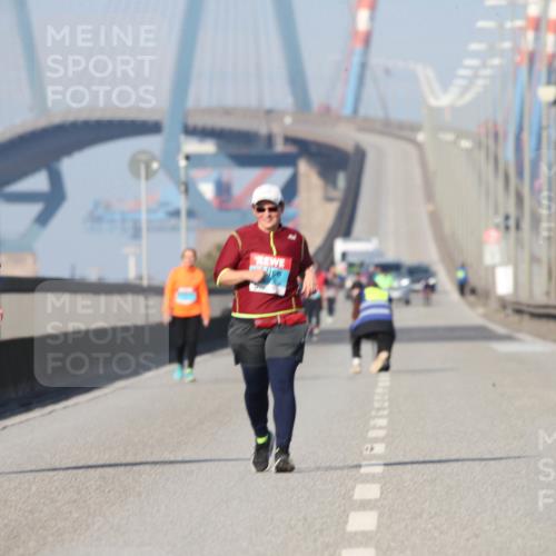 03.10.2025 - Köhlbrandbrückenlauf Jannik Wohlers http://msf.ph/oto/9099535 03.10.2025 10:26:20 Position 3 101 meine-sportfotos.de